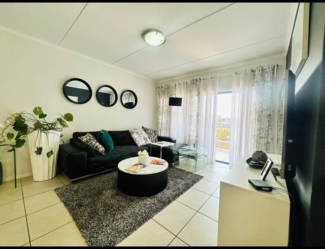 3 BEDROOM APARTMENT TO LET IN MODDERFONTEIN